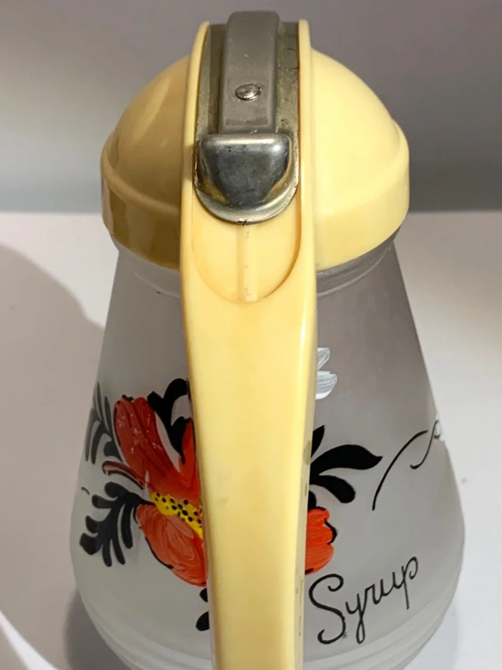VTG HAZEL ATLAS FROSTED GLASS SYRUP Dispenser w/Handpainted Floral Design & Lid